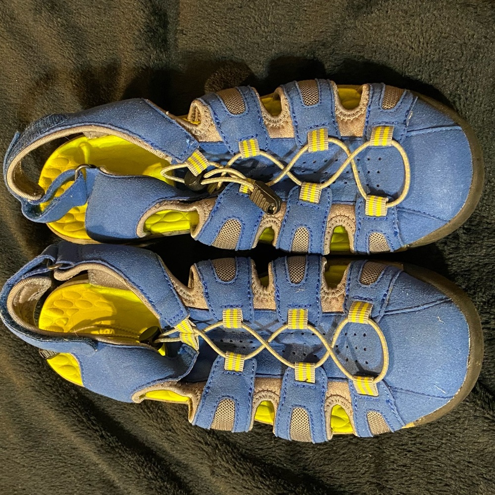 Clarks womens Tuvia Melon Adj hiking water sandals Blue Yellow Size 9M US